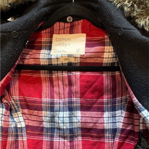 Aritzia Community Cadet Wool Coat - Picture 8 of 10